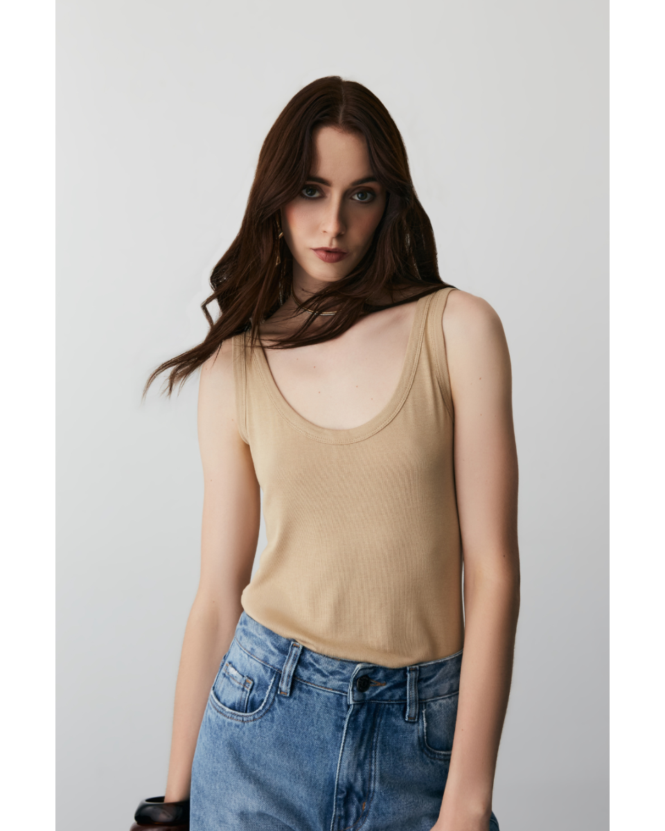 Blusa Essencial Renata Regata