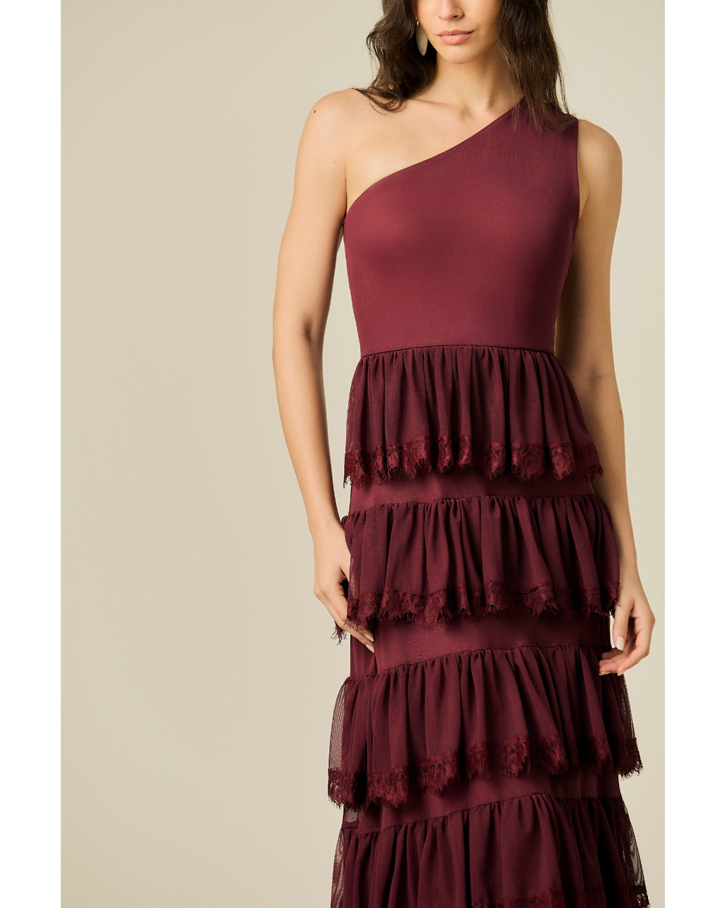 Vestido Mirella Longo Dec. Ombro Só Det. Renda Bordo