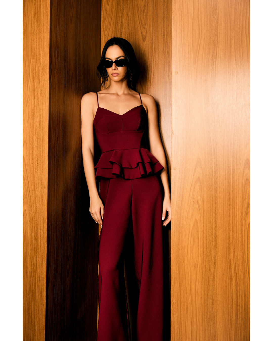 Macacão Nala Longo Det. Peplum Vinho