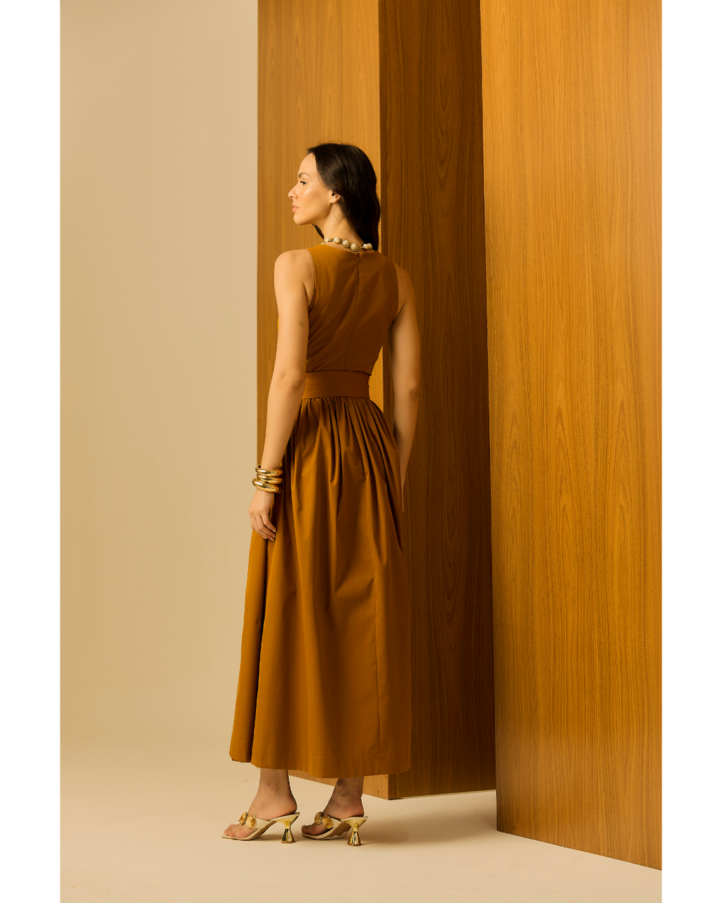 Vestido Clara Long Dec. Redondo Det.Cinto Bordo