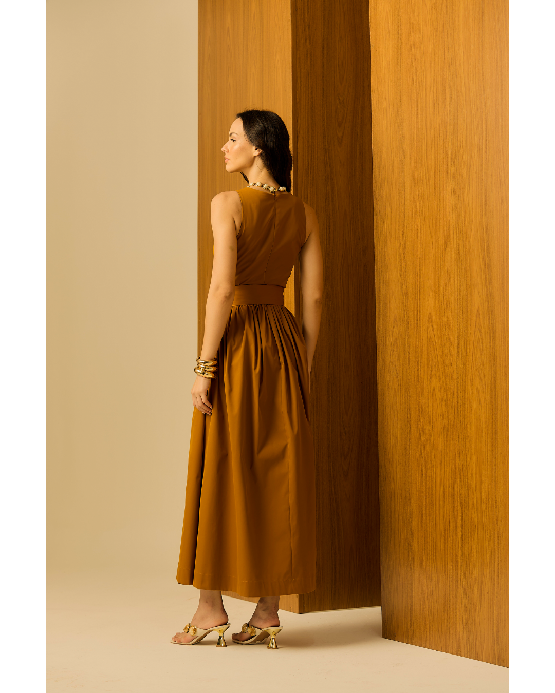 Vestido Clara Long Dec. Redondo Det.Cinto Bordo