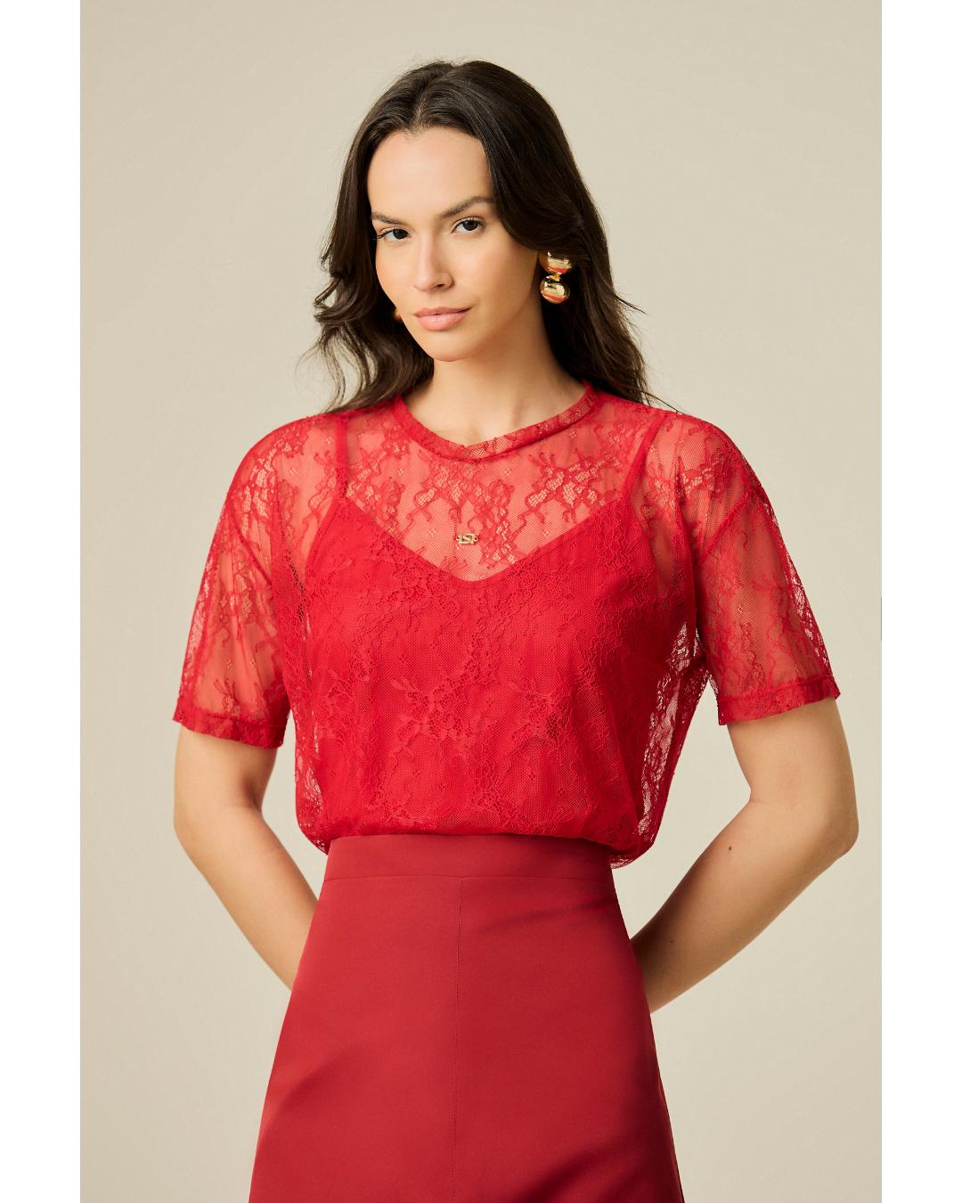 Blusa Lia T-Shirt Dec. Redondo Vermelho