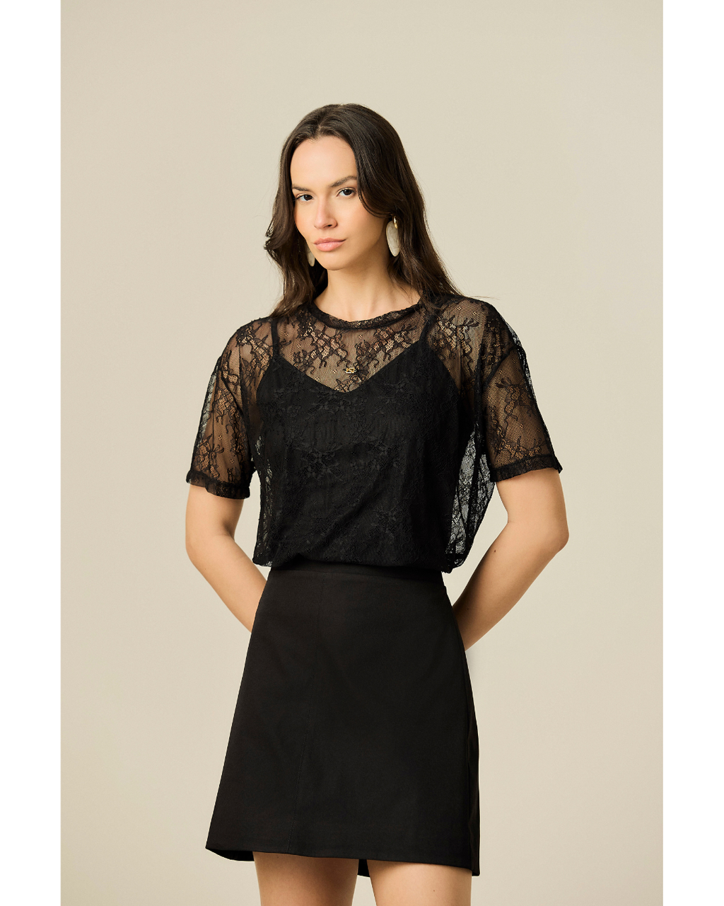 Blusa Lia T-Shirt Dec. Redondo Preto