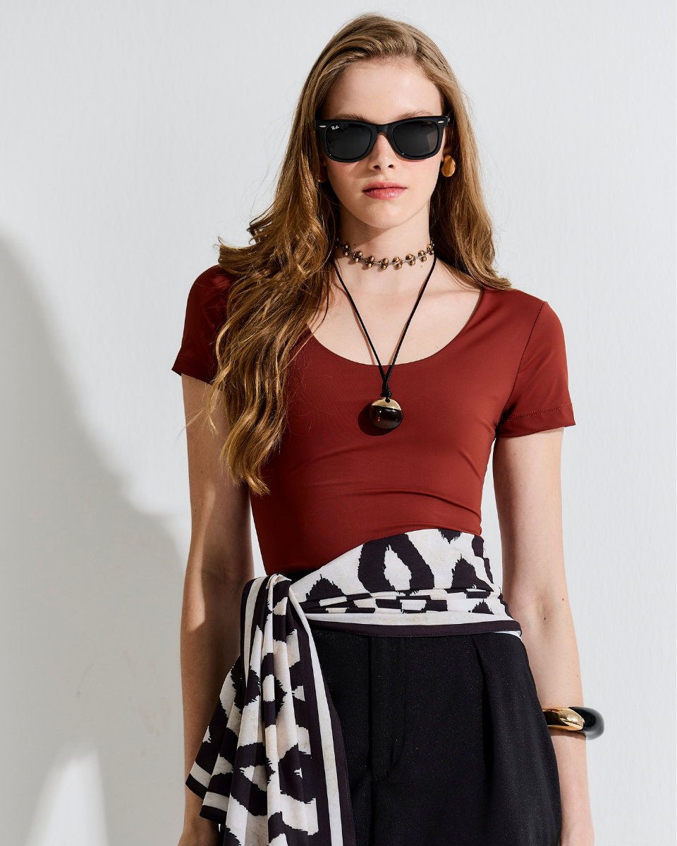 Blusa Antonela Marrom