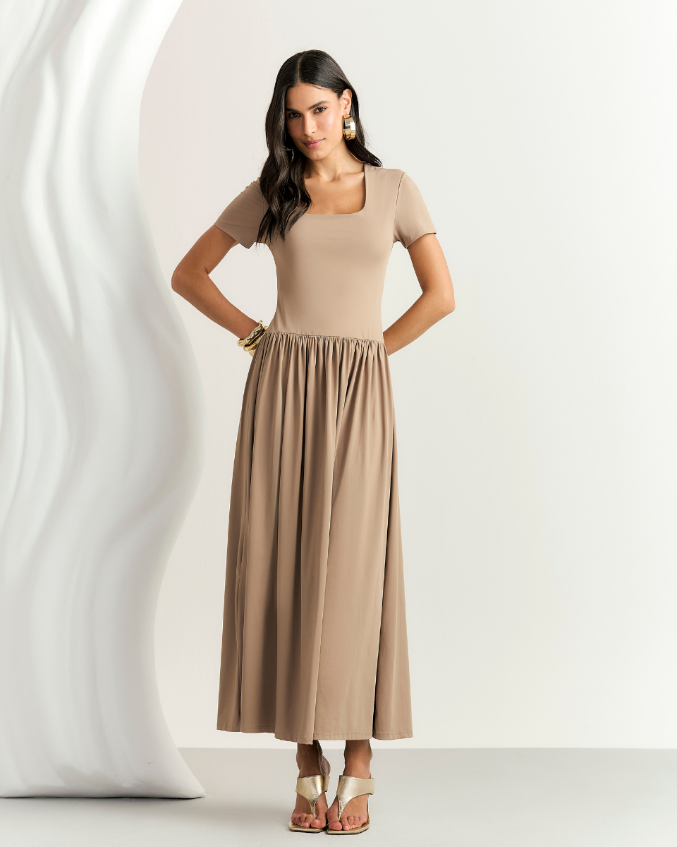 Vestido Elora Evasê Bege